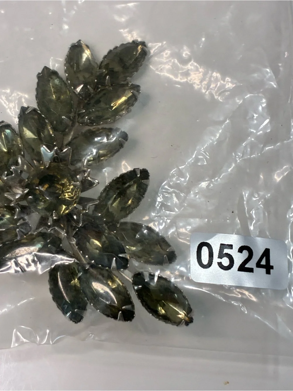 VTG Retro Olive Green Crystal Floral Brooch - Women Jewelry